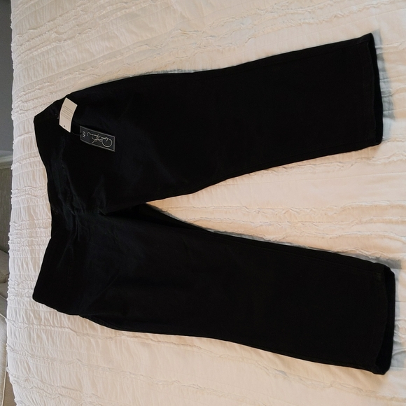 Black suddenly slim pants from QVC size 2X. - Picture 1 of 5